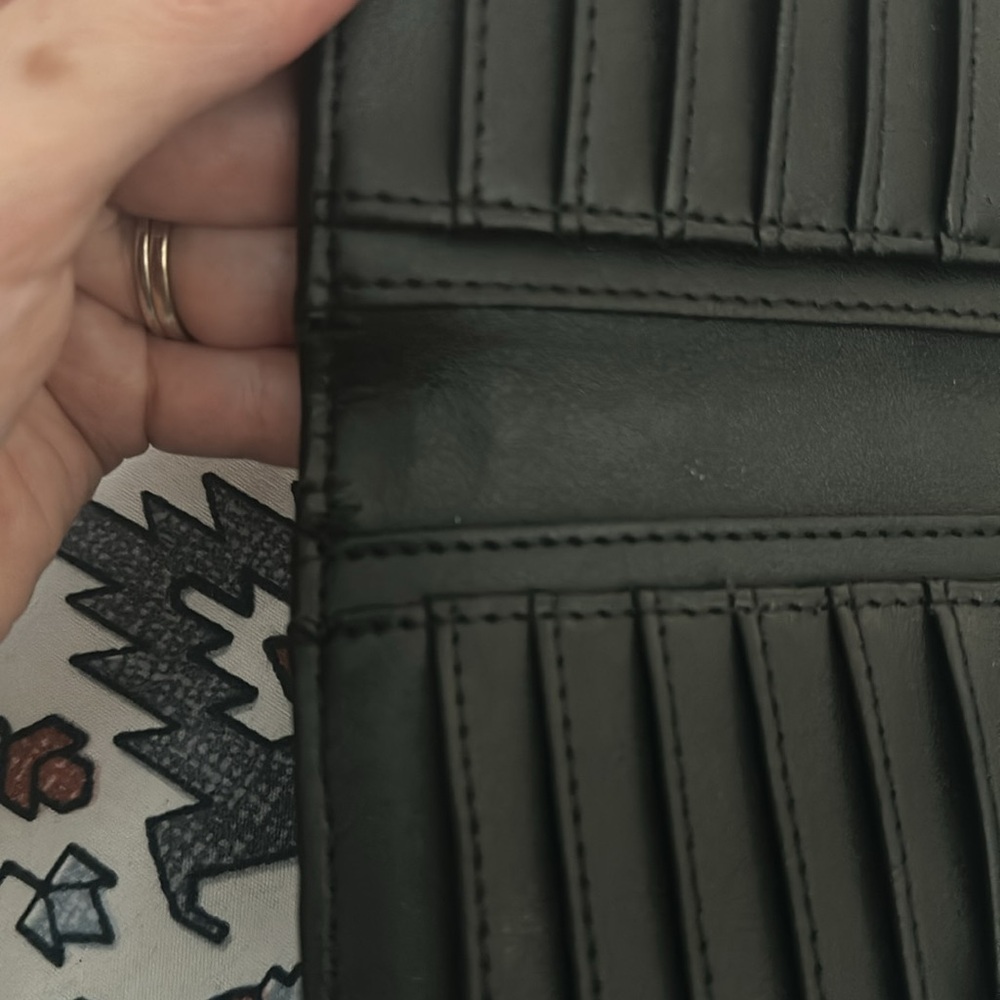 Guess Black Suede Wallet - Picture 4 of 5